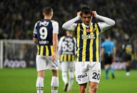 “Beşiktaş” uduzdu, “Fənərbağça” qələbə qazandı