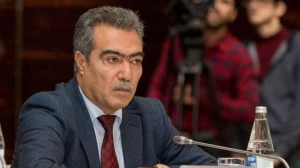 Vüqar Səfərli məhkəmədən bunları tələb edir - SİYAHI