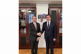 Hikmət Hacıyev Pakistan səfirini qəbul etdi