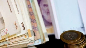 İran valyutası növbəti antirekorda imza atdı