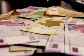 Rüşvət alan sabiq dekanla bağlı hökm dəyişdirildi
