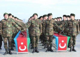 Çağırışçıların müddətli həqiqi hərbi xidmətə yola salınmasına başlanıldı 