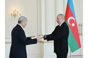 İlham Əliyev Maksat Mamıtkanovun etimadnaməsini qəbul etdi - YENİLƏNİB