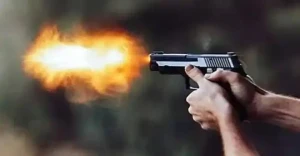 Saxta silahı olan 13 yaşlı uşaq öldürüldü - VİDEO