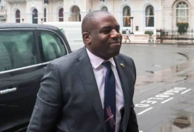 Böyük Britaniyanın yeni xarici işlər naziri ilk səfərini bu ölkəyə etdi