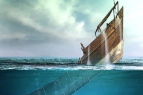 Ötən il batan rus gəmisinin qalıqları çıxarıldı - FOTO