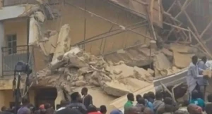 Bu ölkədə imtahan zamanı məktəb uçdu - Ölənlər var