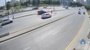 Bakıda piyada son anda ölümdən qurtuldu - ANBAAN GÖRÜNTÜLƏR