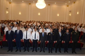 Baş Prokurorluq \"Ekoloji təhlükəsizlik və təmiz dünya\" adlı işgüzar konfrans keçirdi - FOTOLAR