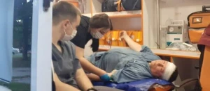 Rusiyada deputatı döyüb, başını yardılar  - FOTOLAR