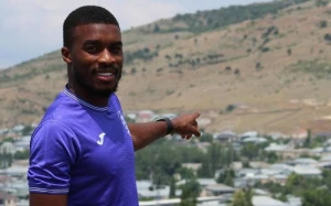 \"Şamaxı\" yeni futbolçu ilə müqavilə imzaladı