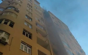 Xırdalanda yaşayış binasında yanğın - Sakinlər təxliyə olundu (VİDEO)