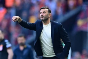 \"Qalatasaray\"dan Okan Buruka dəstək