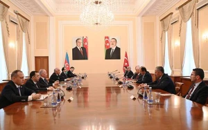 Əli Əsədov Kadir Özkaya ilə görüşdü 