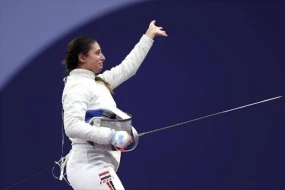 7 aylıq hamilə qadın qılıncoynatma yarışlarında iştirak etdi - Paris-2024