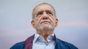 İranın yeni seçilən Prezidenti and içdi