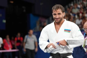 Hidayət hələ Azərbaycana qayıtmayıb