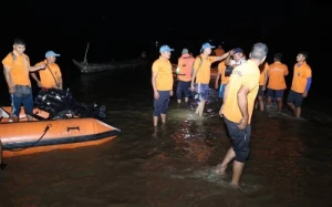 Hindistanda çayda qayığın batması nəticəsində 7 nəfər öldü