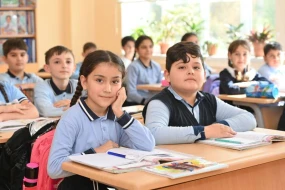 Şagird yerdəyişməsi müvəqqəti DAYANDIRILIR