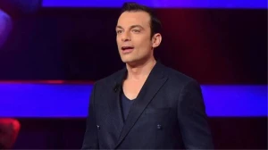 Məşhur aparıcı həyat yoldaşından ayrılır?