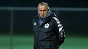 Fatih Terim Superliqa nəhəngi ilə razılaşır