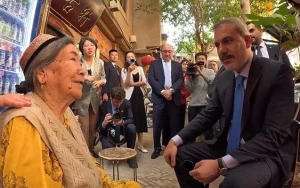 Nazirin qadınla dialoqu maraqla qarşılandı - Video