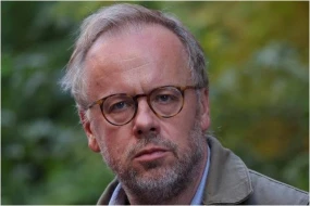 \"Sərhədsiz Reportyorlar\"ın rəhbəri vəfat etdi