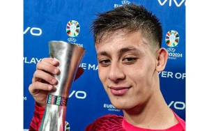 Oyunun ən yaxşısı Arda Gülər seçildi 