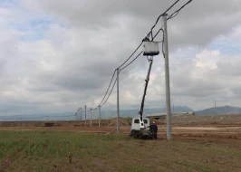 “Azərişıq” Ağdamda yeni elektrik şəbəkəsi qurur 