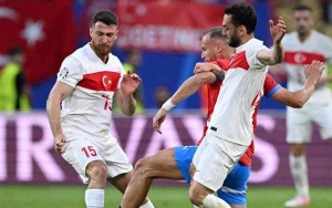 Türkiyə son dəqiqə qolu ilə 1/8 finalda 