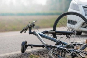 Masallıda avtomobil velosipedçini vuraraq öldürdü