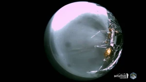 Aya eniş zamanı “Odissey” aparatının ayağı sındı - FOTO