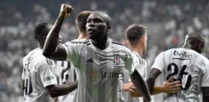 “Beşiktaş”da nələr baş verir? - Abubakar rəhbərliyə reaksiya verdi