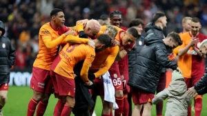 \"Qalatasaray\"da ayrılıq: Ulduz futbolçu gedir