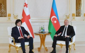 Prezident İlham Əliyevin İrakli Kobaxidze ilə geniş tərkibdə görüşü başladı
