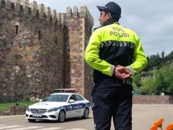 Polis bölgələrə səfər edən vətəndaşlara müraciət etdi