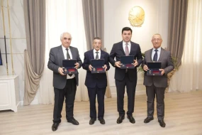 Xaçmazın icra başçısı \"Heydər Əliyevin 100 illiyi\" yubiley medalı ilə təltif edildi - FOTOLAR