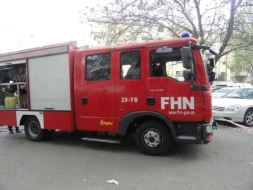 Bakıda anbarlar yandı
