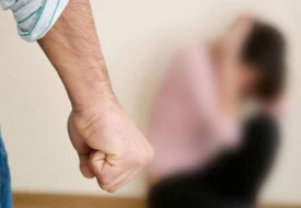 Qaxda ər arvadını döyərək xəsarət yetirdi 