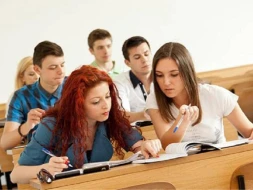 Bu ölkədə tələbələr kopya çəkməsin deyə bunu etdilər - FOTO