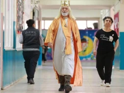 Kimisi kral, kimisi kosmonavt geyimində: Türkiyədən maraqlı görüntülər - FOTO