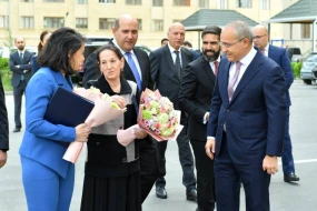 Bakıda bu şəxslərə evlər verildi