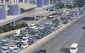 Bu yollarda tıxac var - SİYAHI