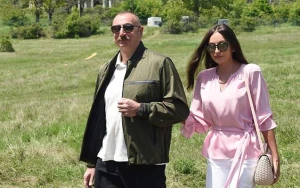 Prezidentlə xanımı “Xarıbülbül” Festivalının açılışında - YENİLƏNİB