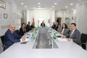 Vəkillər Kollegiyası Rəyasət Heyətinin növbəti iclası keçirilib - FOTO
