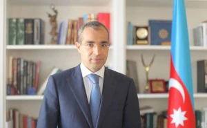 Mikayıl Cabbarov Avropa çempionu olan güləşçilərimizi təbrik etdi - FOTO