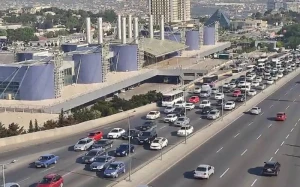 Bakının bəzi yollarında tıxac var - SİYAHI