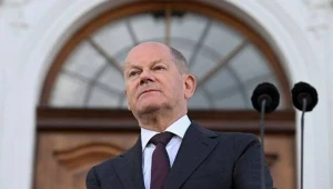 Şolz İsraildən beynəlxalq hüquqa hörmət etməyi istədi