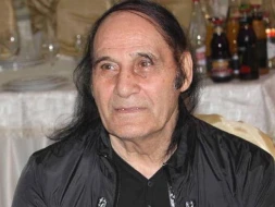 \"Başdanxarab adamlardır da, hər sözdə nəsə axtarırlar\"
