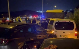 Türkiyədə 10 avtomobil toqquşdu - Xəsarət alanlar var